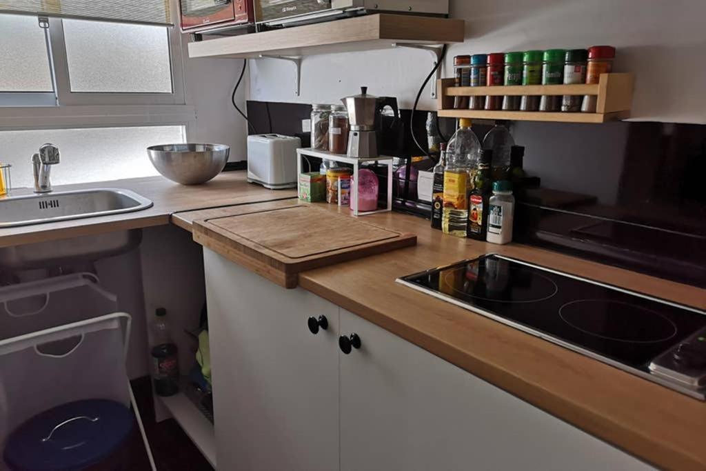Apartamento Completo, 2Min De La Playa Málaga Dış mekan fotoğraf